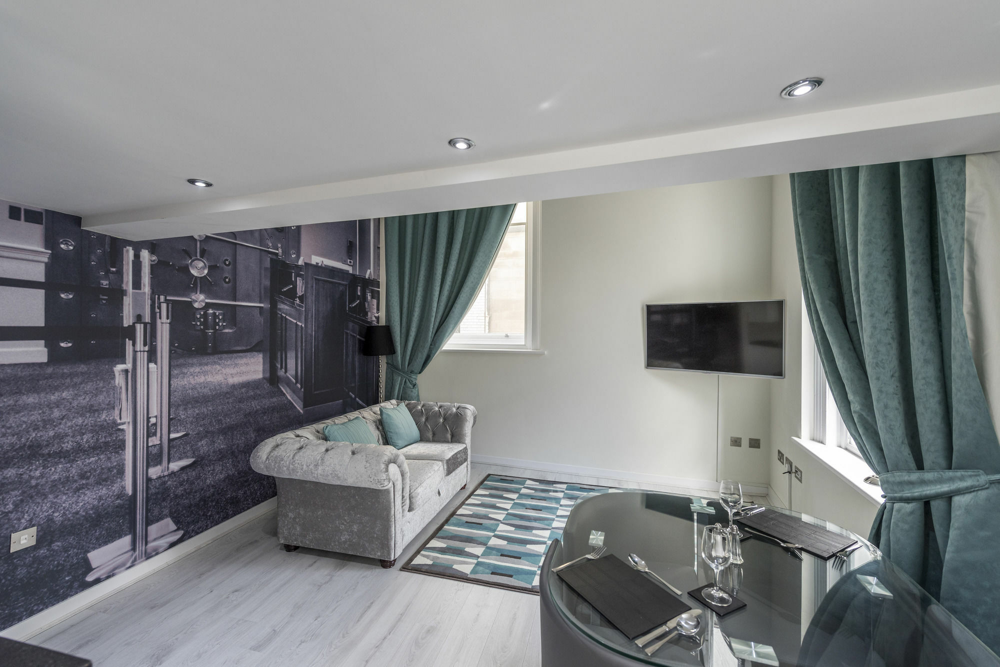 Union Bank Apartment *